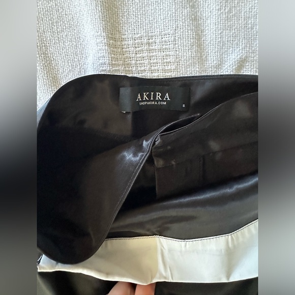 RISKY BUSINESS WRAP AROUND WIDE LEG SATIN PANT IN BLACK - Picture 9 of 11